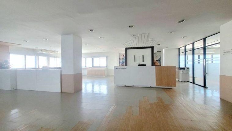 picture Office for rent, Vibhavadi Rangsit Road - 1/12