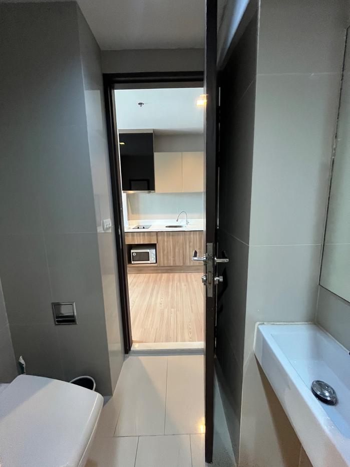 picture for rent Rhythm Sathorn . 1bed 35sq.m. Line id: @pfagent - 9/11