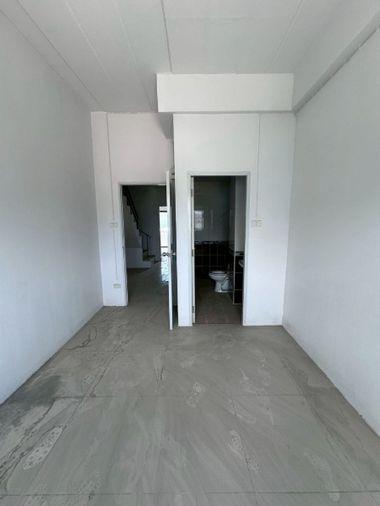 picture Commercial building for sale, 4 floors, near community area, Sahapat Group, Sriracha - 16/20