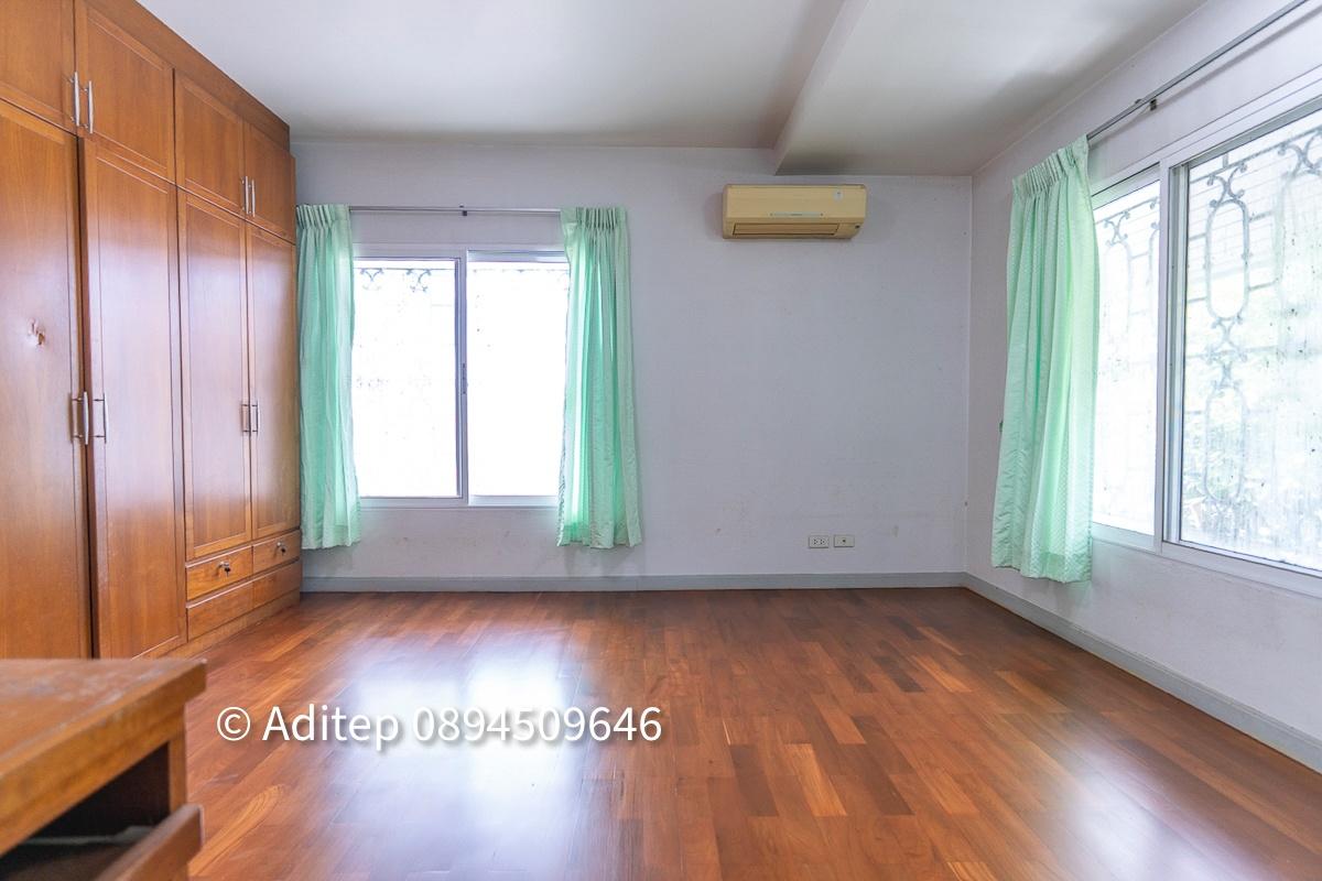 รูป ขายคฤหาสน์หรู 2 หลัง + เรือนรับรอง บนพื้นที่ 418 ตร.วา 9 ห้องนอน 9 ห้องน้ำ 5 ที่จอดรถ หมู่บ้านเพชรเกษม 3 ซอยเพชรเกษม 94 – ทำเลศักยภาพ ถนนพุทธมณฑลสาย 2  - รูปที่ 34/62