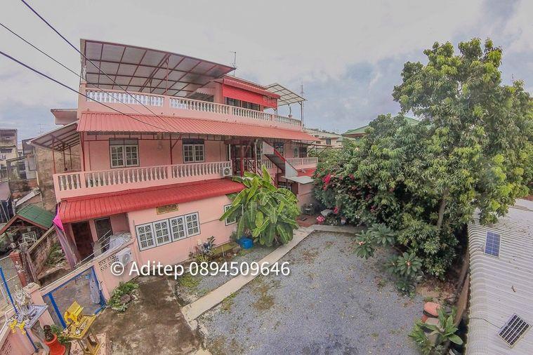 รูป ขายด่วน! บ้านเดี่ยว 154 ตรว. พร้อมกิจการโฮมสเตย์มีใบอนุญาต สร้างรายได้ทันที! เดินถึง MRT สิรินธร 500 ม. ใกล้สะพานซังฮี้ - รูปที่ 9/26