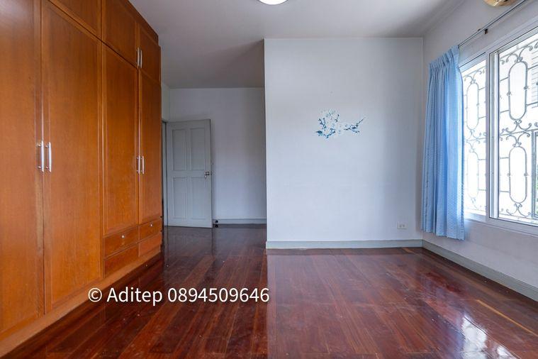 รูป ขายคฤหาสน์หรู 2 หลัง + เรือนรับรอง บนพื้นที่ 418 ตร.วา 9 ห้องนอน 9 ห้องน้ำ 5 ที่จอดรถ หมู่บ้านเพชรเกษม 3 ซอยเพชรเกษม 94 – ทำเลศักยภาพ ถนนพุทธมณฑลสาย 2  - รูปที่ 50/62