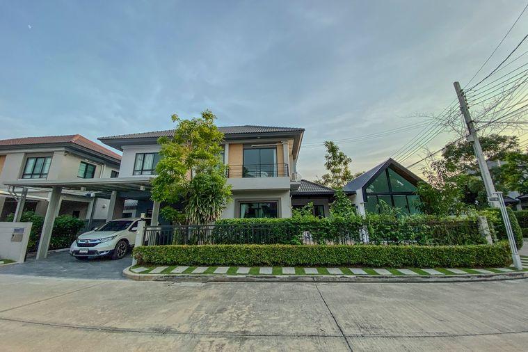 รูป ขายบ้านเดี่ยวหลังมุม Life Bangkok Boulevard รามอินทรา 65 ขนาด 70.2 ตรว. 4 ห้องนอน 3 ห้องน้ำ ต่อเติมเรือนรับรองเอนกประสงค์ข้างบ้าน  - รูปที่ 4/32