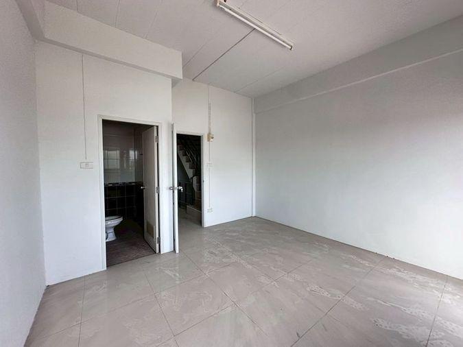 picture Commercial building for sale, 4 floors, near community area, Sahapat Group, Sriracha - 9/20