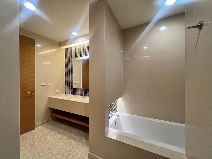 รูป ว่างพร้อมอยู่! Chatrium Condo. 2นอน 130ตร.ม. Line id: @pfagent - รูปที่ 10/13