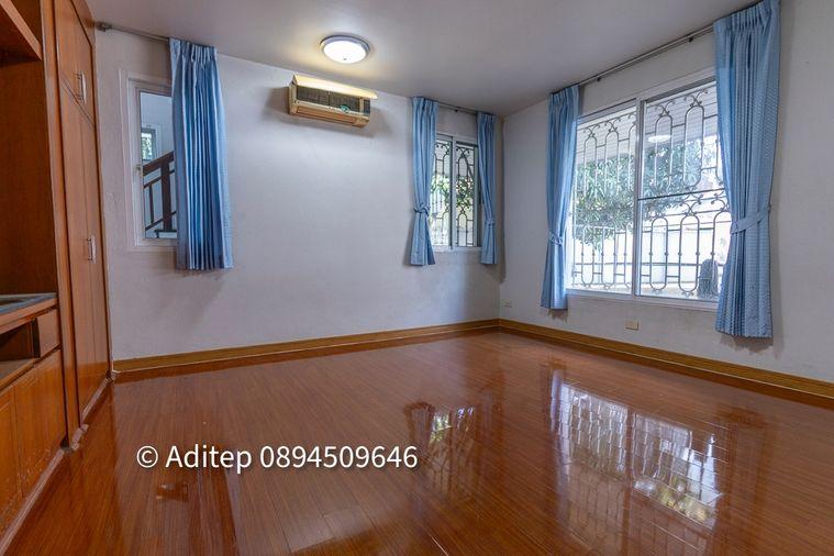 รูป ขายคฤหาสน์หรู 2 หลัง + เรือนรับรอง บนพื้นที่ 418 ตร.วา 9 ห้องนอน 9 ห้องน้ำ 5 ที่จอดรถ หมู่บ้านเพชรเกษม 3 ซอยเพชรเกษม 94 – ทำเลศักยภาพ ถนนพุทธมณฑลสาย 2  - รูปที่ 44/62