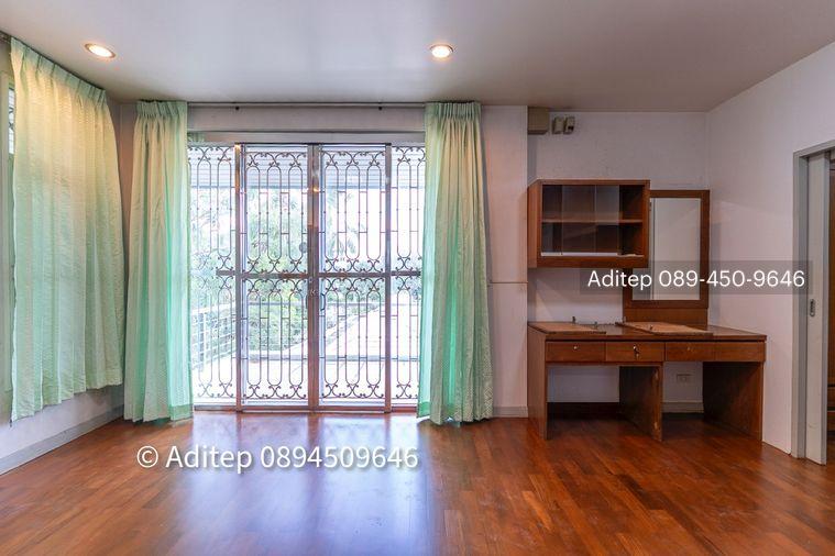 รูป ขายคฤหาสน์หรู 2 หลัง + เรือนรับรอง บนพื้นที่ 418 ตร.วา 9 ห้องนอน 9 ห้องน้ำ 5 ที่จอดรถ หมู่บ้านเพชรเกษม 3 ซอยเพชรเกษม 94 – ทำเลศักยภาพ ถนนพุทธมณฑลสาย 2 - รูปที่ 23/62
