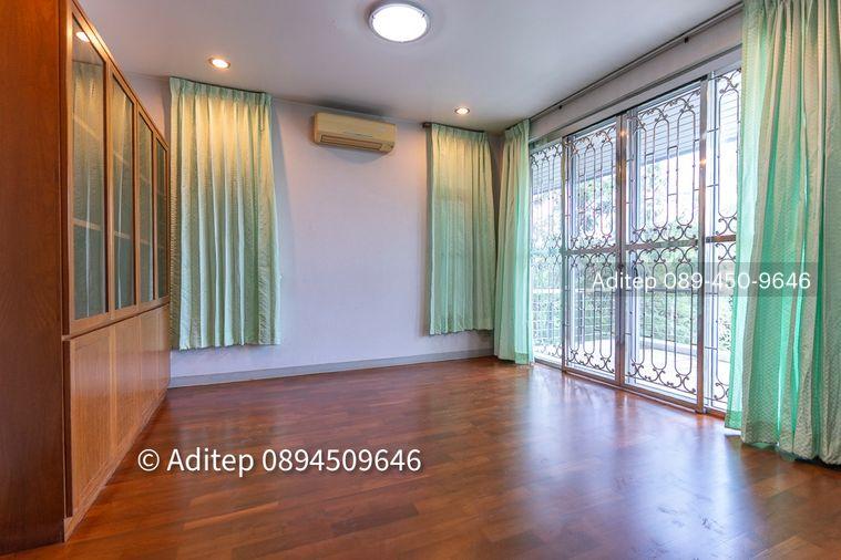 รูป ขายคฤหาสน์หรู 2 หลัง + เรือนรับรอง บนพื้นที่ 418 ตร.วา 9 ห้องนอน 9 ห้องน้ำ 5 ที่จอดรถ หมู่บ้านเพชรเกษม 3 ซอยเพชรเกษม 94 – ทำเลศักยภาพ ถนนพุทธมณฑลสาย 2 - รูปที่ 25/62