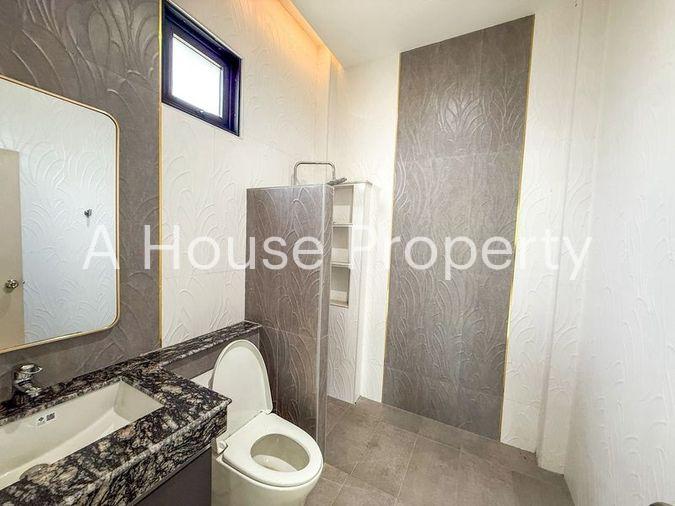 picture Single house for sale, Huai Yai, Phrom, Sriracha, beautiful house with private swimming pool - 9/20