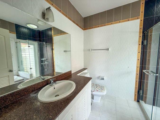 picture For sale: Luxury house in Bangsaen, Casaluna, premium location, seaside project - 11/20