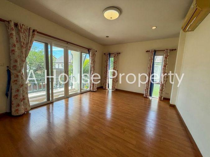 picture For sale: Luxury house in Bangsaen, Casaluna, premium location, seaside project - 7/20