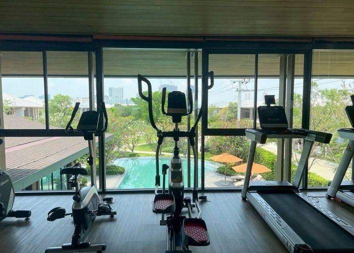 รูป  🏡บ้านหรูให้เช่า✨บุราสิริ กรุงเทพกรีฑา แต่งครบสวยพร้อมอยู่ (4 ห้องนอน 4 ห้องน้ำ) เพียง 175,000/เดือน ▫️Line: @sanhaproperty📲092-6242892 รหัส SHW026 - รูปที่ 14/14