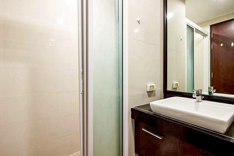picture Abstract Phaholyothin. 2bed 60sqm. Available 31May26! Line id: @pfagent - 8/9