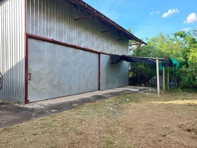 รูป ขายบ้านเดี่ยวชั้นเดียว มีโกดัง ทำเลติดถนนใหญ่ ห่างตัวเมืองเพชรบูรณ์ 2.5 กม. หมู่บ้าน บ้านไร่ ต.สะเดียง อ.เพชรบูรณ์ 67000 - รูปที่ 6/10