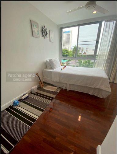 picture Available 1Feb26! Sathorn Gallery. 4beds 270sqm. Pets ok! Line id: @pfagent - 13/15