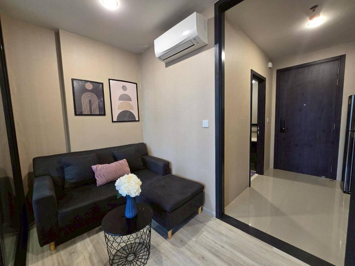 picture Condo for Rent : XT Huaikhwang  Schedule a viewing 👉 Line: @propertybkk1 - 14/17