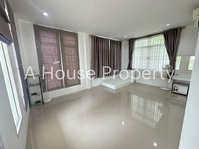 picture Second-hand detached house for sale, Pattaya area, Soi Phonpraphanimit 32, Bang Lamung, Chonburi - 6/16
