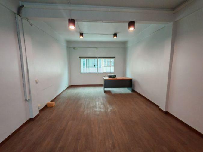 รูป เช่าตึกแถว อาคารพาณิชย์ ซอยพหลโยธิน 37/1 - รูปที่ 8/22