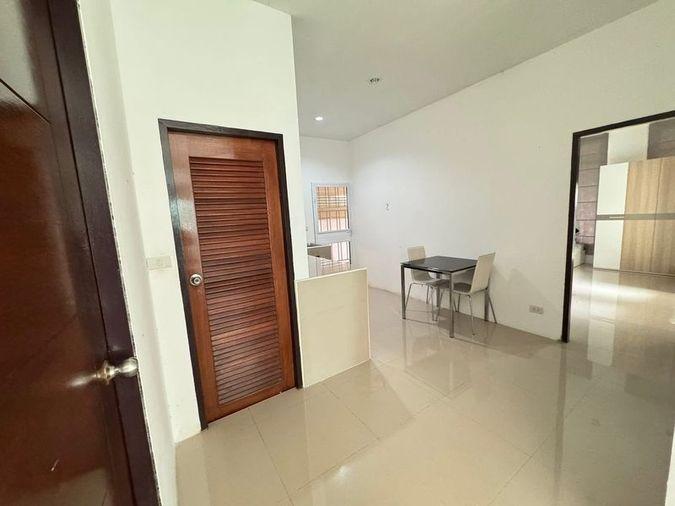 picture Second-hand detached house for sale, Pattaya area, Soi Phonpraphanimit 32, Bang Lamung, Chonburi - 12/16