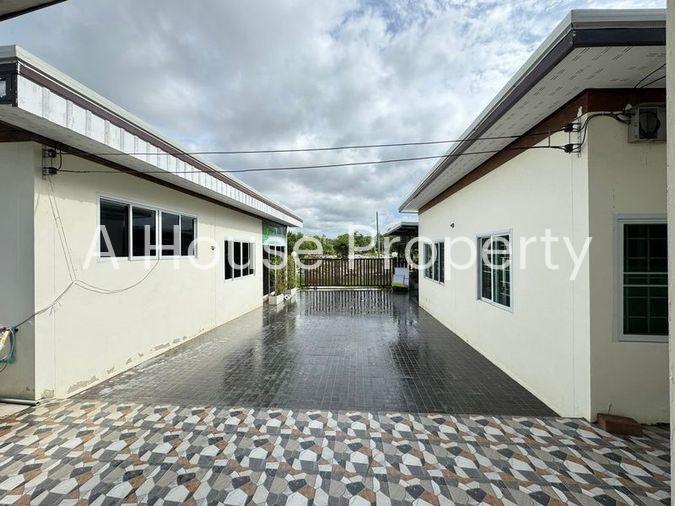 picture Second-hand detached house for sale, Pattaya area, Soi Phonpraphanimit 32, Bang Lamung, Chonburi - 4/16