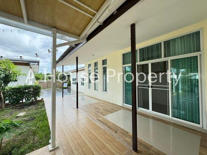 picture Second-hand detached house for sale, Pattaya area, Soi Phonpraphanimit 32, Bang Lamung, Chonburi - 15/16