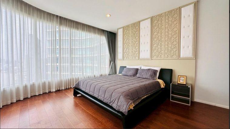 picture  Menam Residence. 3beds 160sqm. Line id: @pfagent - 14/21
