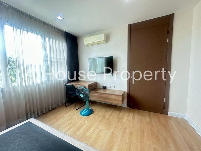 picture Condo for sale, Green Lake Sriracha, beautiful room, fully furnished, move in ready - 3/9