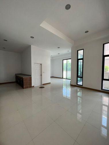 รูป บ้านเดี่ยว  ซอย นาคนิวาส 14 ลาดพร้าว โชคชัย 4 mrt ลาดพร้าว 71 ใกล้ เซ็นทรัล อีสต์วิลล์ - รูปที่ 16/16