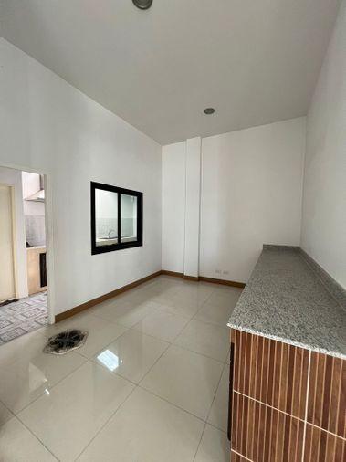 รูป บ้านเดี่ยว  ซอย นาคนิวาส 14 ลาดพร้าว โชคชัย 4 mrt ลาดพร้าว 71 ใกล้ เซ็นทรัล อีสต์วิลล์ - รูปที่ 5/16