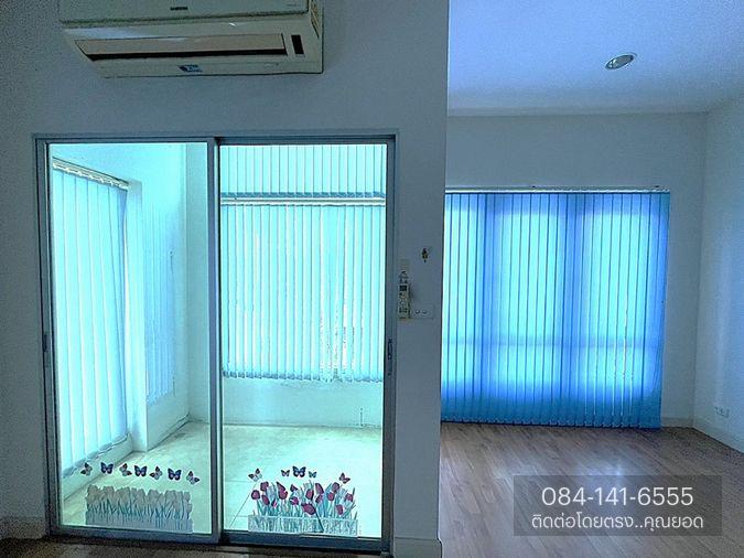 รูป ทาวน์เฮ้าส์ 2 ชั้น โครงการ วิสต้า อเวนิว เพชรเกษม 81 หลังมุม บ้านพร้อมอยู่ ติดสวนส่วนกลางด้านหน้าโครงการ หนองแขม กรุงเทพ (ราคาถูก! 2,900,000 บาท) - รูปที่ 18/24