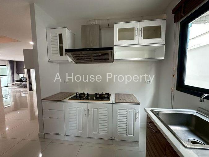picture Single house for rent, The Complete project, Assumption-Nong Kho Road, Sriracha - 8/16