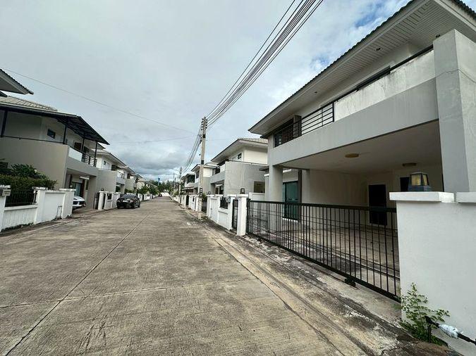 picture Single house for rent, The Complete project, Assumption-Nong Kho Road, Sriracha - 2/16