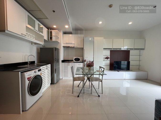 picture Noble Reveal – Stylish Condo in Ekamai | Next to BTS, Fully Furnished - 3/4