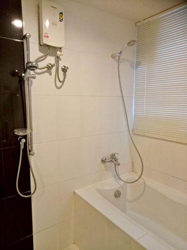 picture For rent: Ladda Condo, high floor, beautiful room, great  location, near Robinson Sriracha Mall. - 11/14