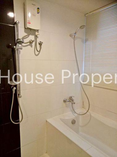 picture For rent: Ladda Condo, high floor, beautiful room, great location, near Robinson Sriracha Mall. - 11/14