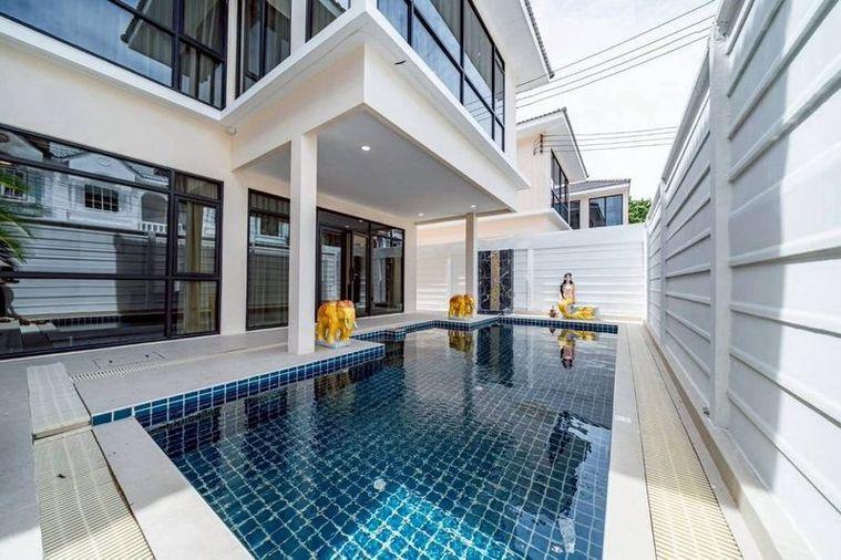 รูป ขายบ้านเดี่ยวสไตล์โมเดิร์น เขตพัทยา ซอยกอไผ่ บางละมุง ชลบุรี  - รูปที่ 1/19