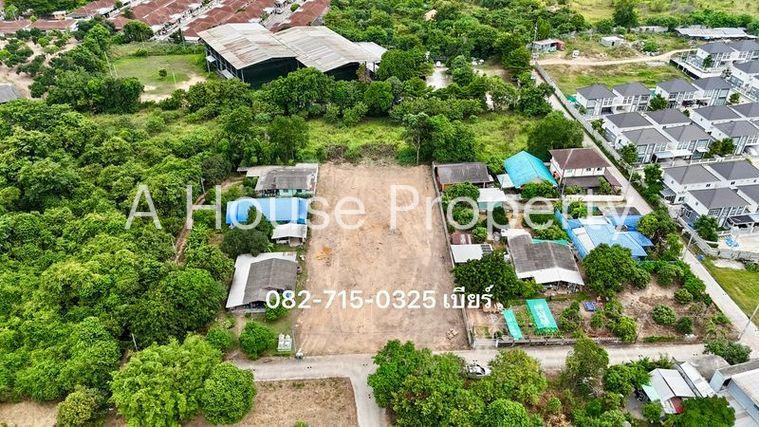 picture Beautiful land plot for sale in Sriracha, Bang Phra, cheap price, close to community area - 3/19