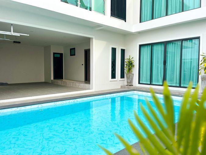 picture Luxury pool villas in the heart of Pattaya Direct financing with the developer - 4/35