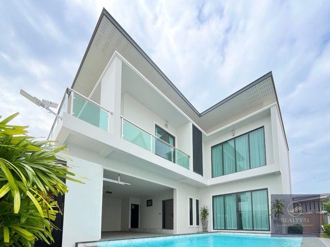 picture Luxury pool villas in the heart of Pattaya Direct financing with the developer - 3/35