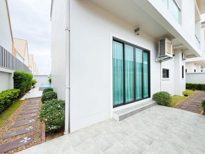 picture Luxury pool villas in the heart of Pattaya Direct financing with the developer - 22/35