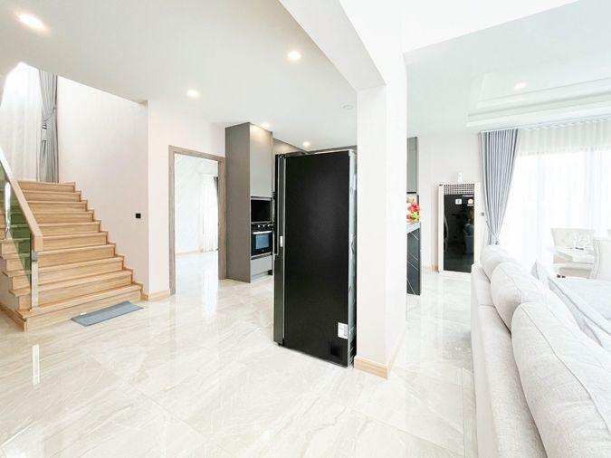 picture Luxury pool villas in the heart of Pattaya Direct financing with the developer - 8/35