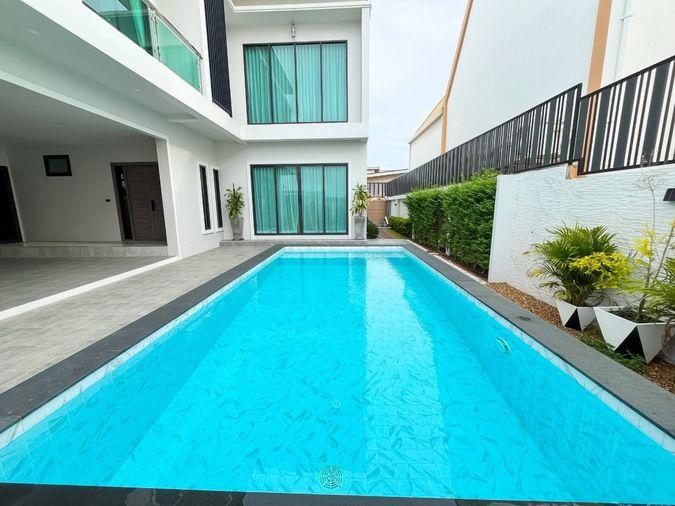 picture Luxury pool villas in the heart of Pattaya Direct financing with the developer - 17/35