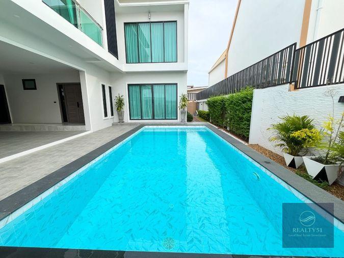 picture Luxury pool villas in the heart of Pattaya Direct financing with the developer - 17/35