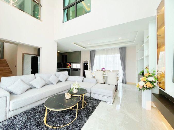 picture Luxury pool villas in the heart of Pattaya Direct financing with the developer - 6/35