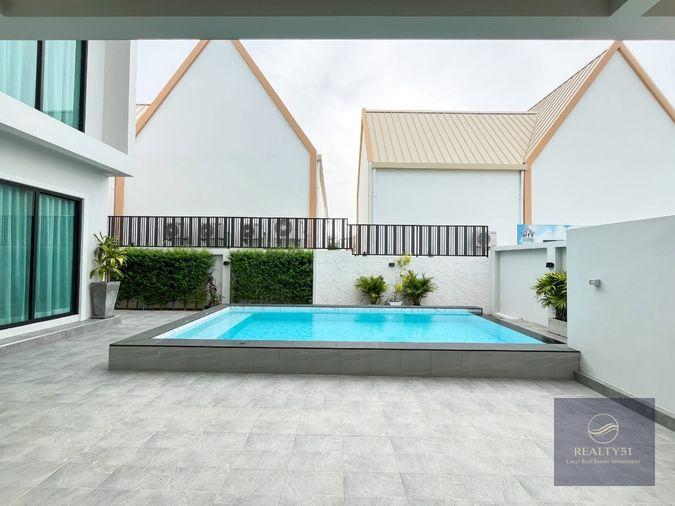 picture Luxury pool villas in the heart of Pattaya Direct financing with the developer - 9/35