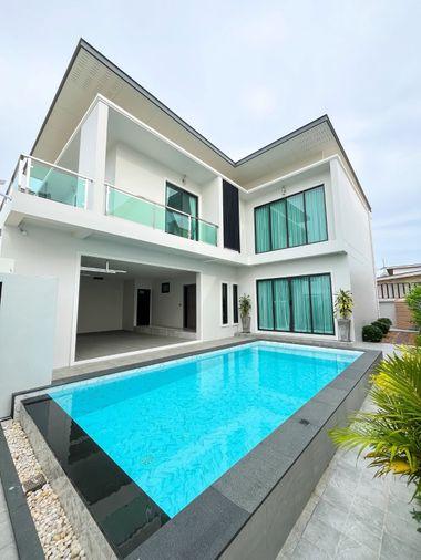 picture Luxury pool villas in the heart of Pattaya Direct financing with the developer - 11/35