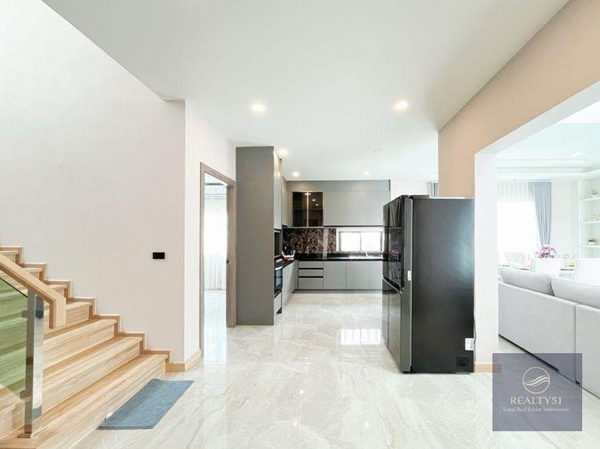 picture Luxury pool villas in the heart of Pattaya Direct financing with the developer - 13/35