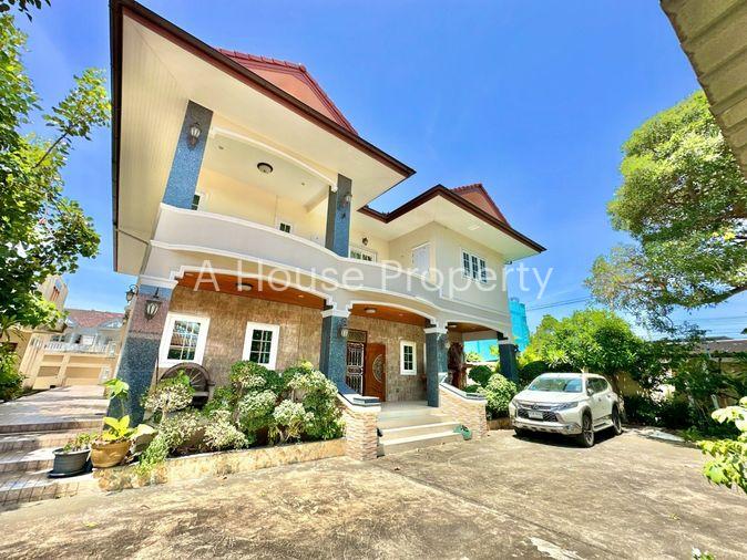 รูป Luxury Home ใกล้ชายหาดบางแสน ทำเลพรีเมียม ตกแต่งพร้อมเข้าอยู่ - รูปที่ 1/22