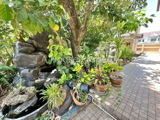 รูป Luxury Home ใกล้ชายหาดบางแสน ทำเลพรีเมียม ตกแต่งพร้อมเข้าอยู่ - รูปที่ 20/22