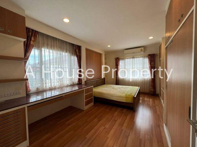 picture Single house for rent in Sriracha, Casa Legend Village, fully furnished, move in ready - 9/17